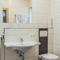 Appartement 4 Zimmer Badezimmer WC Föhn Haartrockner